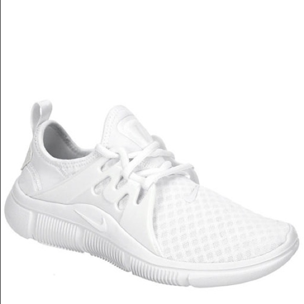 Women's Nike Acalme Running Shoes